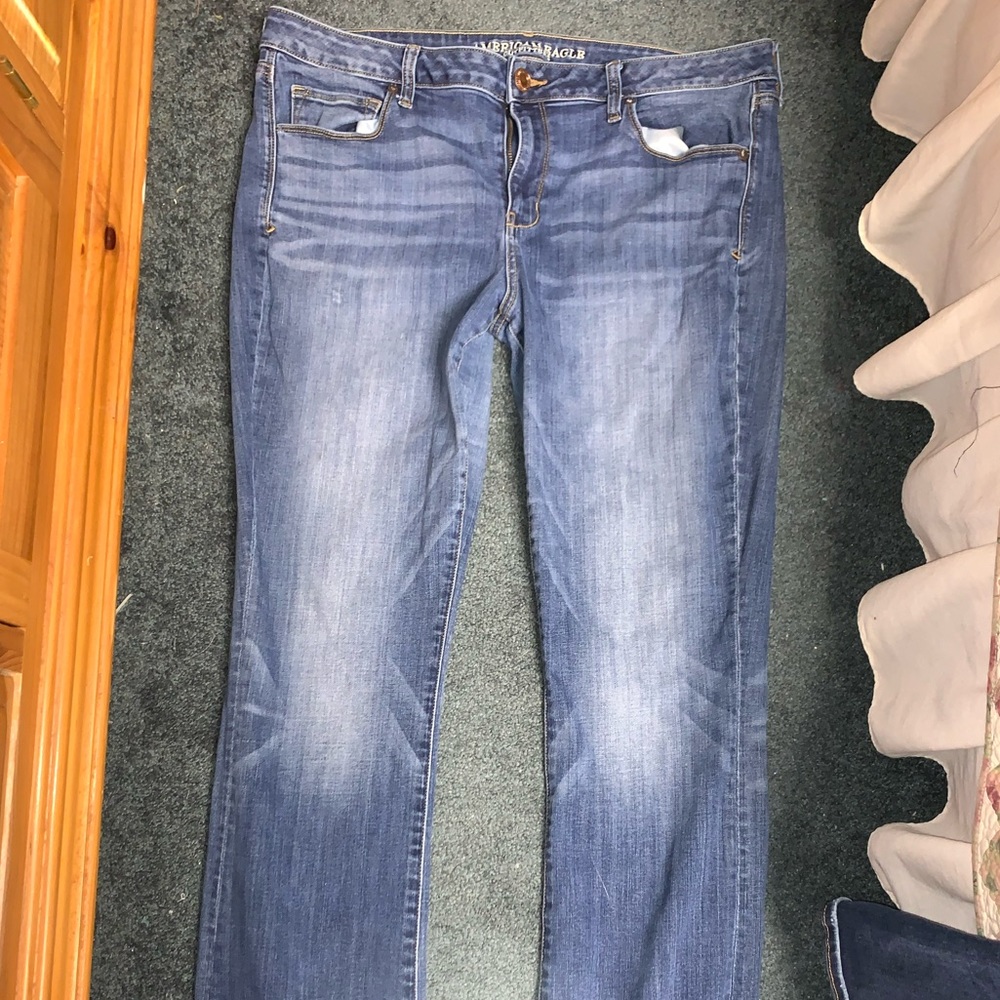 American Eagle Skinny Kick Jeans